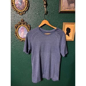 Mens LULUEMON Swiftly Tech Short Sleeve Size Small Blue Metal Vent